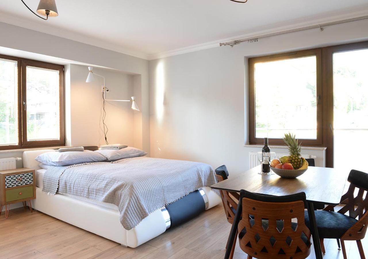Apartamenty Gaja Krynica Zdroj Rom bilde